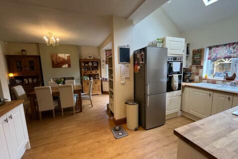 Open Plan Kitchen/Dining Room