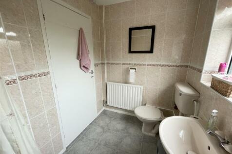 Downstairs Bathroom
