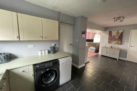 Open Plan Kitchen Lounge Diner