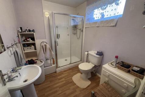 Ground Floor Shower Room