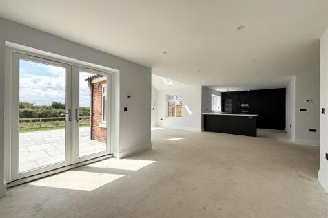 Open Plan Kitchen Dining Living Area