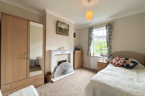 Bedroom 3 / Snug