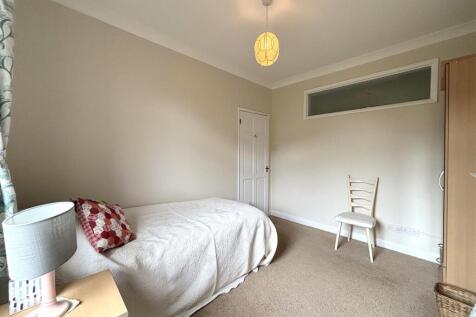 Bedroom 3 / Snug
