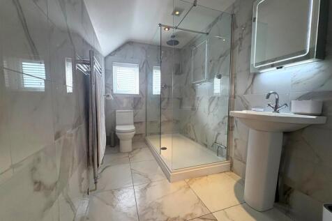 Ensuite Shower Room