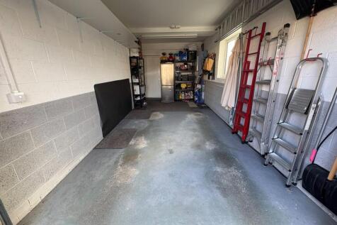 Integral Single Garage