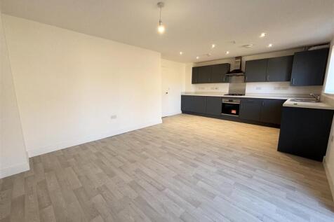 Kitchen / Dining / Family area