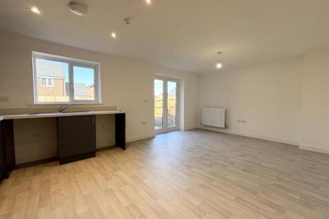 Kitchen / Dining / Family area