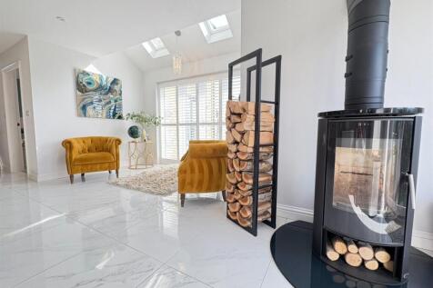 Kitchen/Dining/Living Space