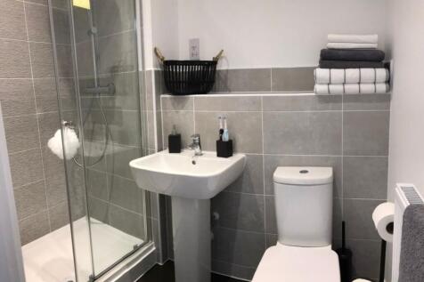 En-suite Bathroom