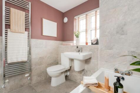 Family friendly bathroom
