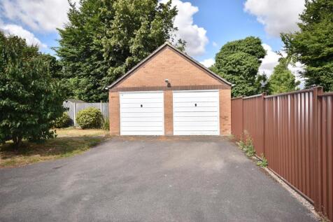 Detached Double Garage