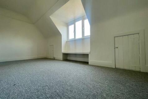 vic rd maisonette.jpg
