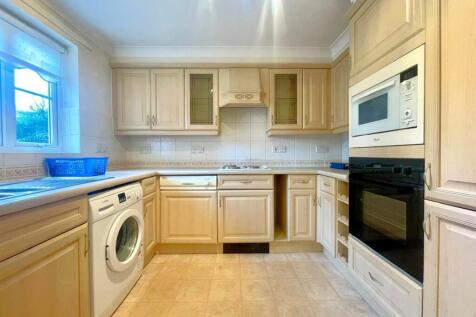 peg kitchen.jpg