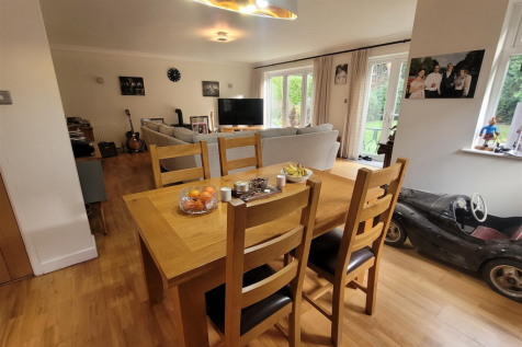 Dining Room.png
