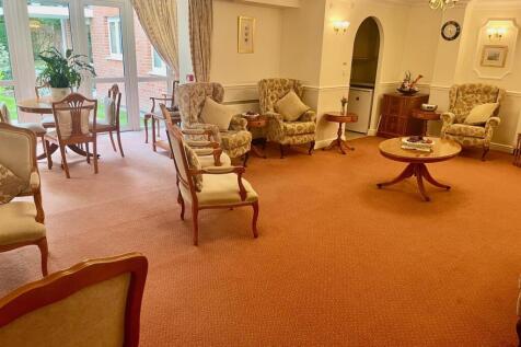 Communal Lounge.jpg