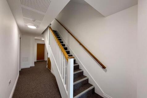 66 pr 7 communal stairs.jpg