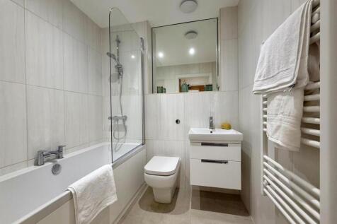 66 pr 14 bathroom with bath 1.jpg