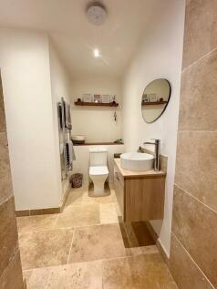 109 c r ensuite.jpg
