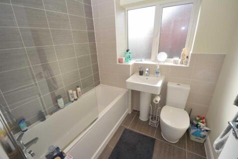 Bathroom.jpg