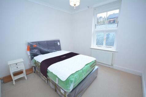 Bed 2.JPG