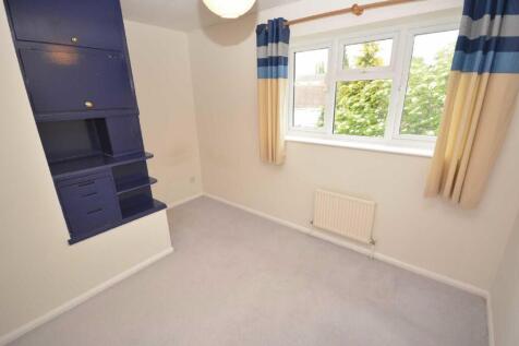 bedroom2.jpg