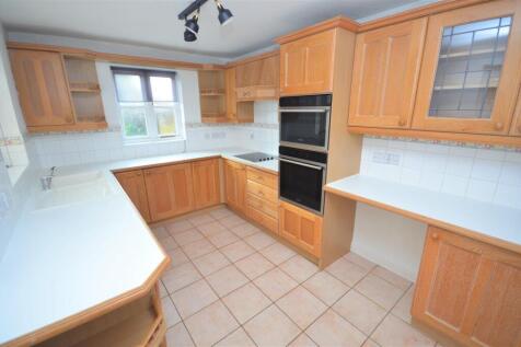 KITCHEN.jpg