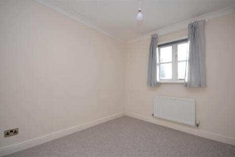 bedroom 3.jpg