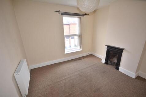 Bedroom 1.JPG