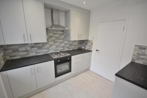 Kitchen #.JPG