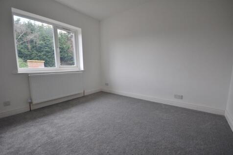 Bedroom 2.JPG
