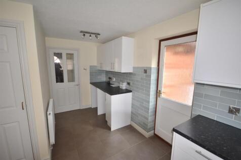 Kitchen #.JPG