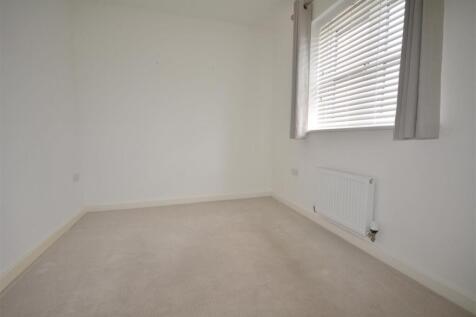 Bedroom 2.JPG