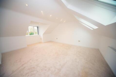 Principal bedroom.jpg