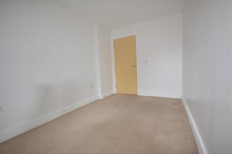 Bedroom 2.JPG