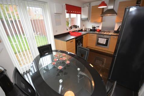 panama circle 19 kitchen diner.JPG