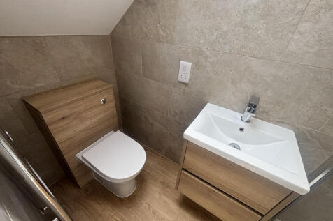 Bathroom Left Side