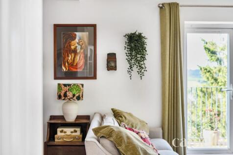 Lounge / Dining Room