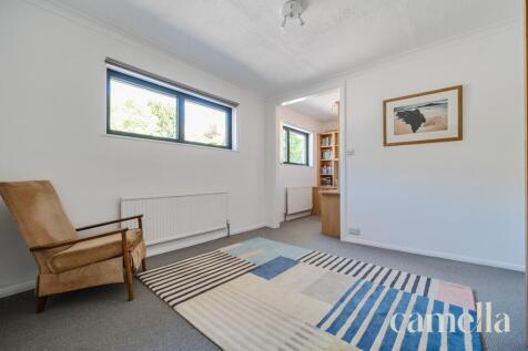BEDROOM 5/STUDY