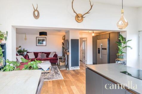 Open-Plan Kitchen / Dining Room / Living Room