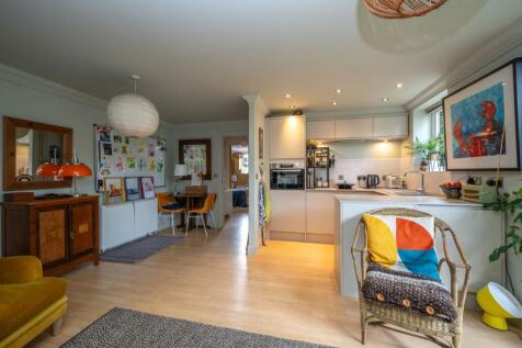 Open Plan Living/Dining/Kitchen