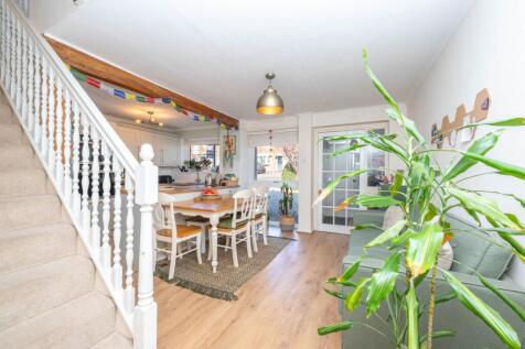 Open Plan Kitchen Dining Family Room