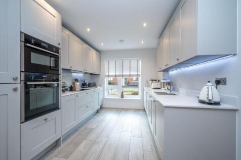 Kitchen Dining Area