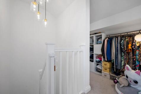 Walk-in Wardrobe