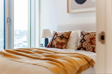 81955_Apartment 1...