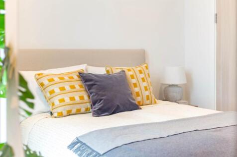 81955_Apartment 1...