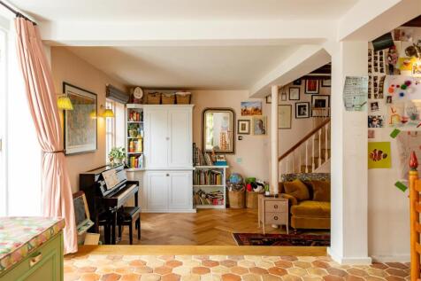Property Image 8
