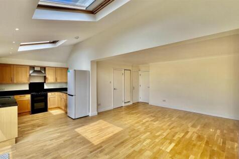 Kitchen/ Reception Room
