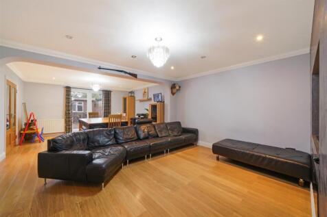 Reception Room/ Dining Room