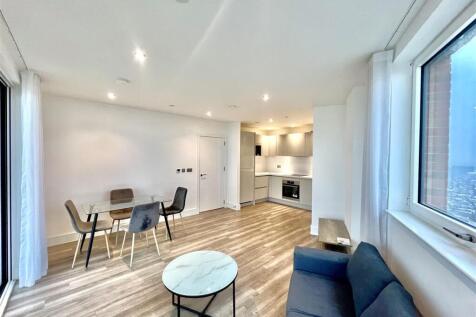 Open Plan Kitchen/ Lounge