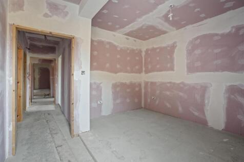 FLAT 2 BEDROOM ONE